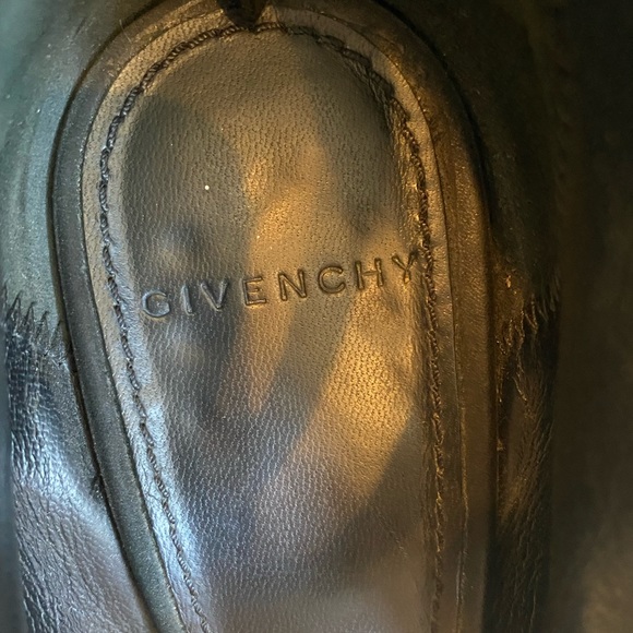 Givenchy Suede and gator effect heels - Picture 5 of 5